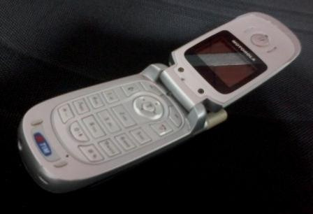 Celular Motorola V172 Chip Desbloqueado 100% Ok Raridade