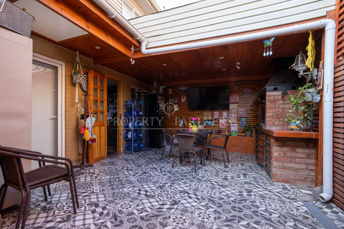 Acogedora Casa En Sector Residencial De Ciudad Del...