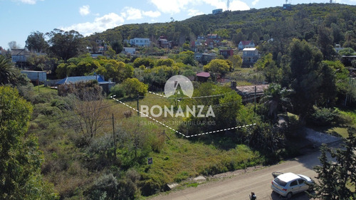 Imagen 5 de 11 de Terreno En Venta, Piriápolis, Punta Fría. 6 Cuadras De Playa