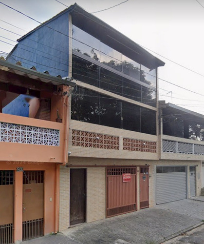 Casa Sobrado - Jd. Progresso - Zona Sul.