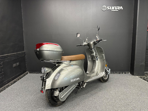 Moto Eléctrica Vespa Vintage Sunra Batería Litio