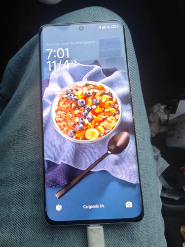 Celular Xiaomi 12 256gb Y 8+8 En Ram. Es El 12 Azul (Usado)