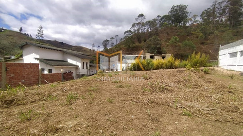 Imagen 11 de 12 de Mk Inmobiliaria Vende Terreno Urbanización El Golf. Colina De Carrizal, Sector Rio Bravo / 04241348538