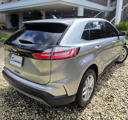 Ford Edge SEL 2.0 turbo de 245 Hp / como nueva