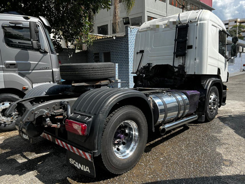 Imagem 4 de 8 de Scania P 340 2010 4x2, Rogerio Caminhoes