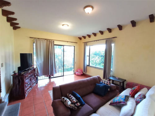 Imagen 14 de 30 de Vendo Hermosa, Comoda, Confortable Y Amplia Casa. Ambiente Especial, Rodeada De Naturaleza, Excelente Precio