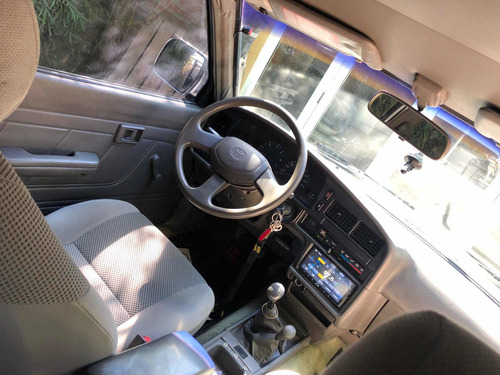 Imagen 16 de 24 de Toyota Hilux 1995 2.8 D/cab 4x4 D