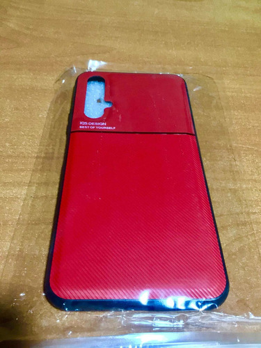 Case Iqs Design Red Limited