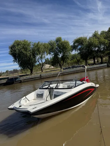 Klase A K210 Evinrude 150 Hp G2