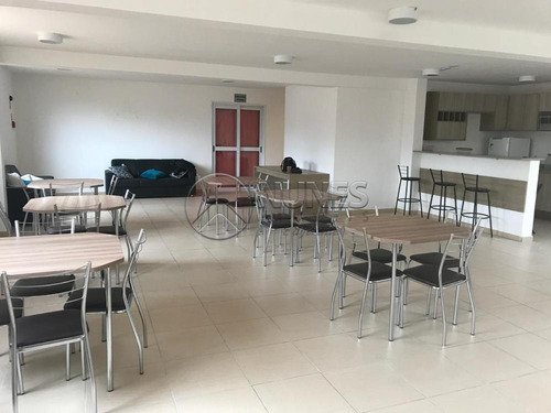 Imagem 6 de 10 de Apartamentos - Ref: V227171
