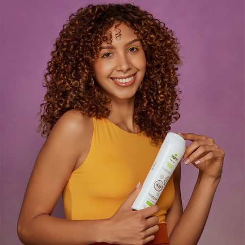 Shampoo Hidratante Y Reparador Naissant Aceite De Coco 300ml