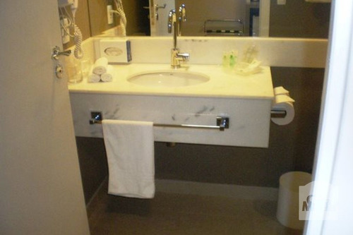 Imagem 3 de 15 de Flat À Venda No Savassi - Código 102995 - 102995