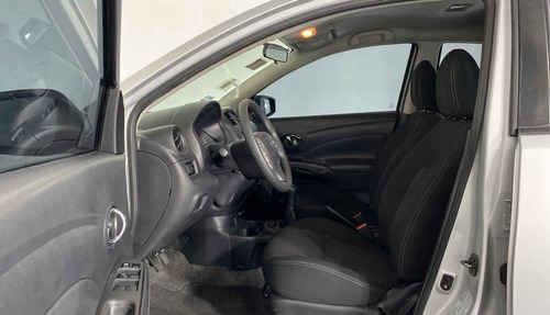 Imagen 9 de 15 de 118820 - Nissan Versa 2018 Con Garantía