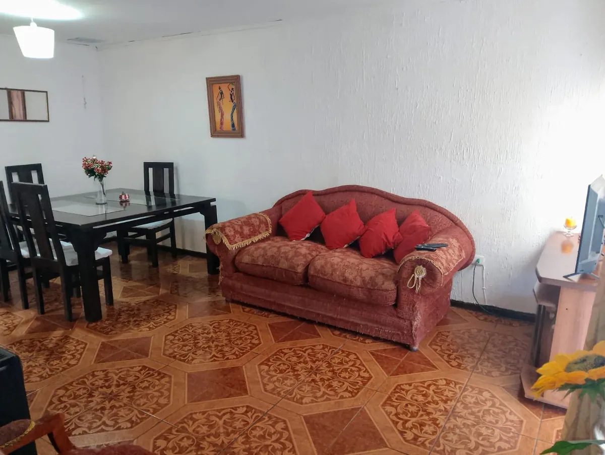 Imagen 3 de 8 de Gestimob, Casa De Un Piso Miserinos/ Avenida Central