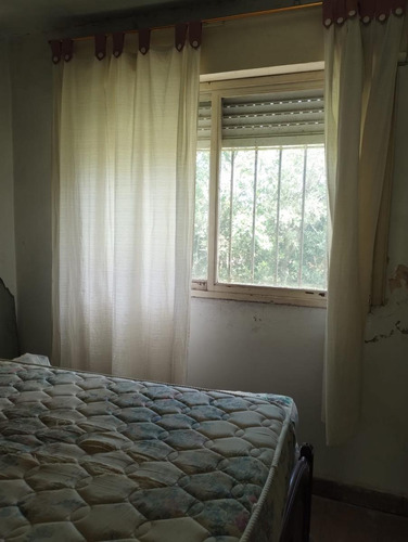 Venta De Casa Desarrollada Sobre 3 Lotes Alejandro Korn