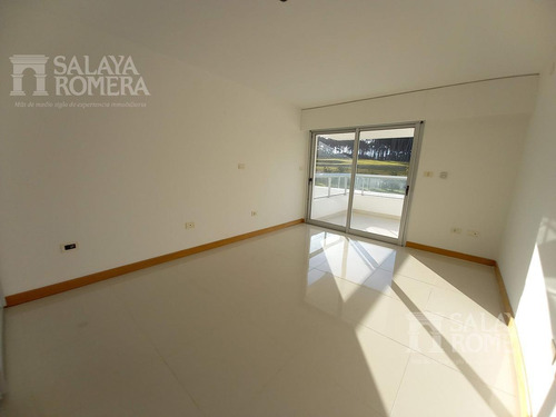 Imagen 22 de 23 de Venta - Playa Brava - 3 Dormitorios Y Servicio