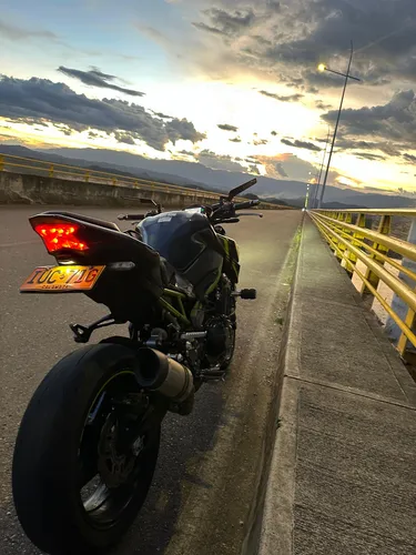Kawasaki Z900
