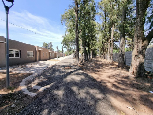 Imagen 9 de 26 de Casa En Venta 3 Ambientes- Grand Bourg