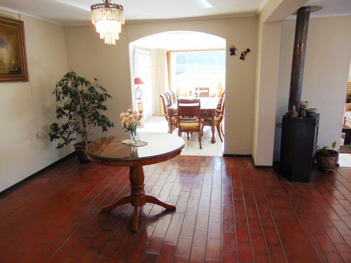 Vendo Casa 295 M2 Construidos, 5 Habitaciones, Quilpue