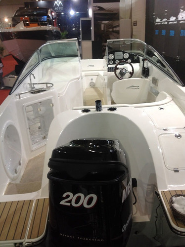 Imagem 2 de 8 de Casco Lancha Fortmarine 240 Open Popa