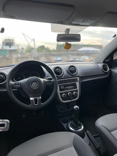 Volkswagen Voyage 1.6 Highline Imotion