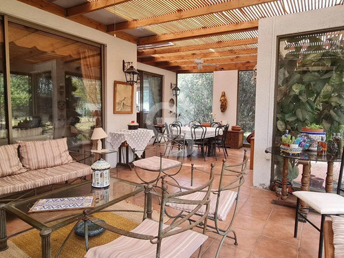 Espectacular Casa Venta/gran Quincho C. De Tango Cbg