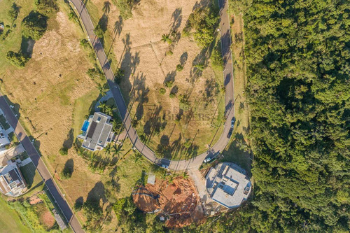 Imagem 4 de 17 de Terreno Em Condomínio Frente Mar De Alto Padrão Localizado Em Itapema. - 1203