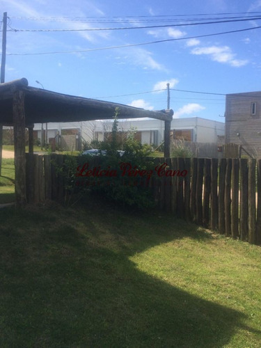 Imagen 5 de 23 de Casa En Punta Piedras, 3 Dormitorios *