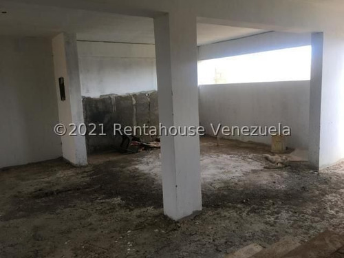 Imagen 3 de 9 de Townhouse En Venta Con Ubicación En La Puerta Maraven
