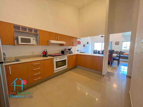 Cad Diamante Lakes Zafiro 327. Terraza Con Vista A La Alberca Y Jardines