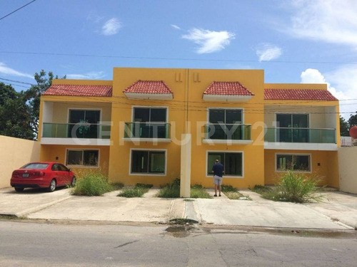 Imagen 1 de 12 de Casa Maravillosa En Chetumal, Quintana Roo C2276