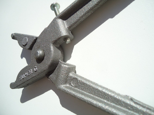 Pinza P Grampas Para Cerdos Chanchos De Aluminio Super G