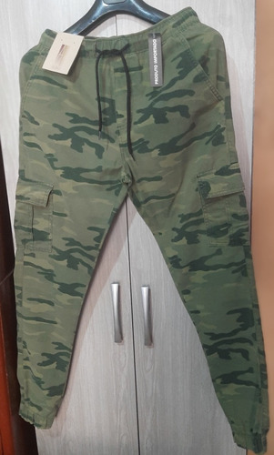 Pantalón Cargo Camuflado Jogger