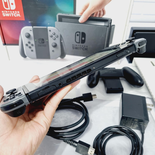289- Console Nintendo Switch V1 Funcionando Perfeitamente. Preto (Usado)