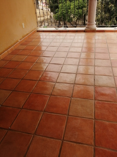 Imagen 1 de 3 de Loseta De Barro, 30x30 Baro Natural Echa A Mano