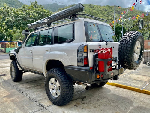 Imagen 5 de 13 de Nissan Patrol Grx Ltd
