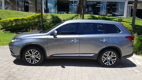 Mitsubishi Outlander 3.0 Automatico 2017 4x4