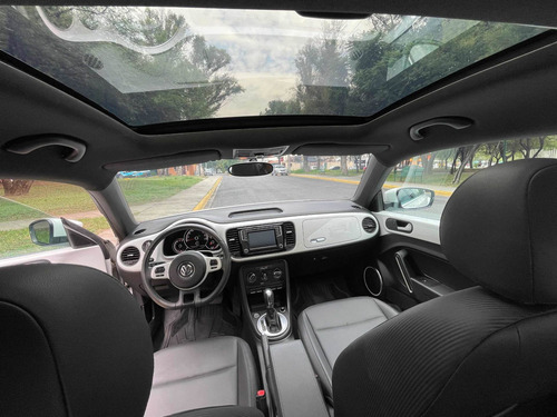 Imagen 7 de 12 de Volkswagen Beetle 2017 2.5 Sportline Tiptronic At