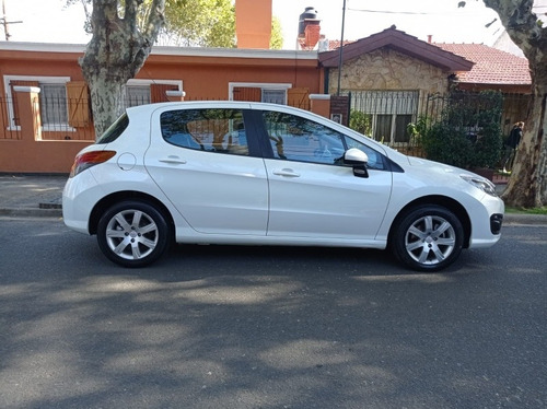 Imagen 7 de 15 de Peugeot 308 Nafta 1.6 Allure Navegador Caja Manual Año 2016