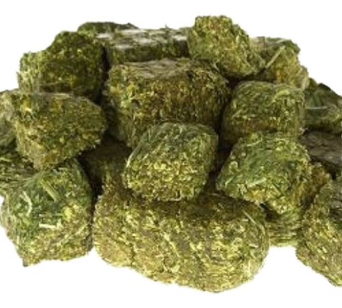 Cubos De Alfalfa 500 Gramos Para Conejos, Cuy, Hámster, Etc.