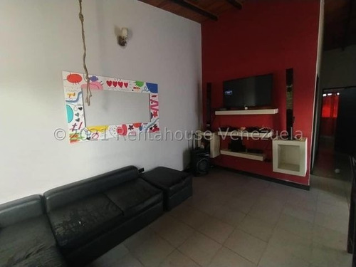 Imagen 6 de 30 de Casas En Venta Cabudare La Montañita, Selena Pacheco Tlf. 04245197639. Codigo 22-8052 Lara, Venezuela
