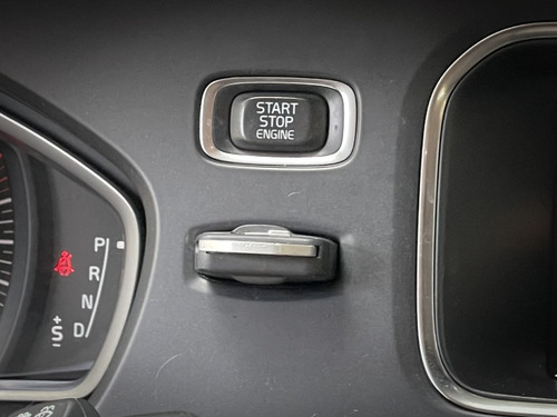 Volvo V40 2.0 T4 Kinetic Drive-e 5p