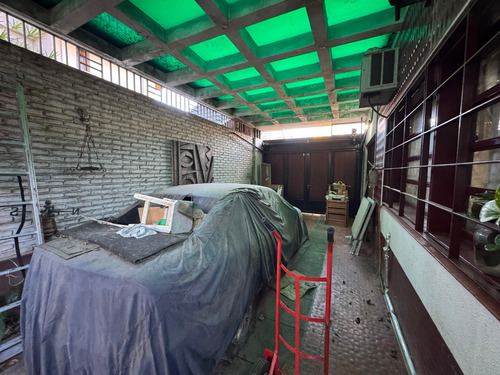 Casa 6 Ambientes- Villa Sarmiento