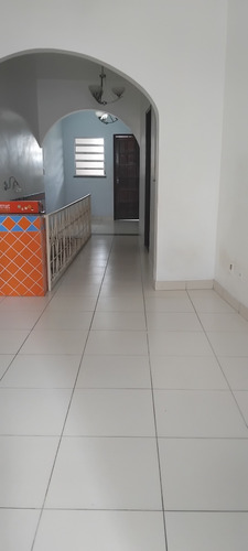 Vende-se Uma Casa Térreo E Primeiro Andar, Em Pernambués