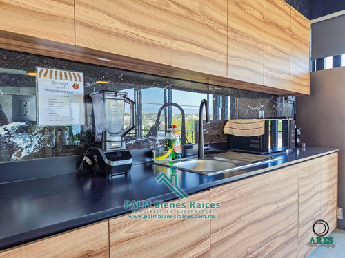 Casa Sola Con Alberca Climatizada, Brisas, 3 Recámaras, 3.5 Baños, 3 Autos, Seguridad 24hrs $6,350,000.00