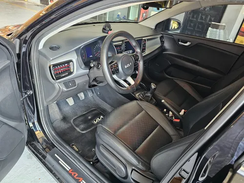 Kia Rio 1.4 Zenith Hb 5 p