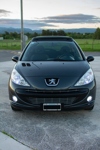 Peugeot 207 2010 1.6 Xt