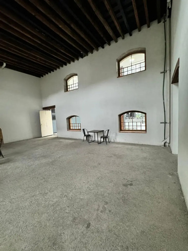 Local Comercial #14 (de Conservación) En Paseo Molino
