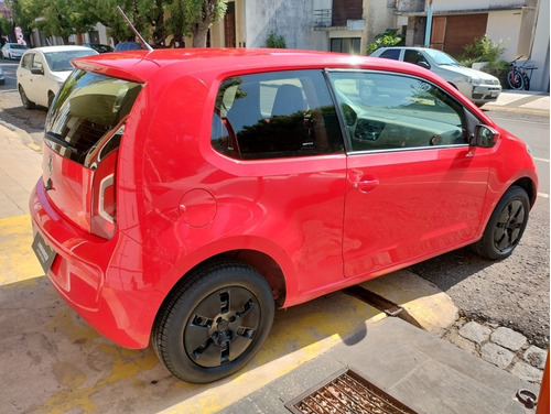 Imagen 8 de 17 de Volkswagen Up! 2015 1.0 Move Up! 75cv 3 P