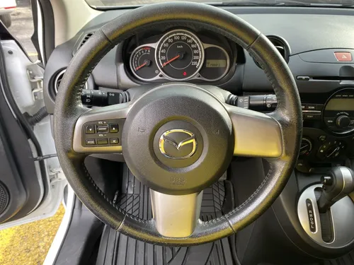 Mazda 2 1.5 Hatch Back 2014